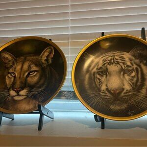 Lenox white tiger and cougar plates